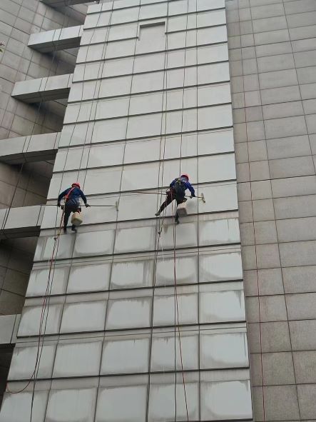 洪雅高空外墙清洗